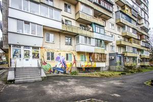комерційна за адресою Київ, Зоологічна вул., 12/15
