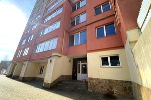 комерційна за адресою Івана Франка вул., 44в