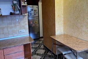 квартира за адресою C. Петлюри бульв., 10