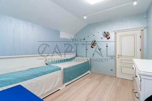 будинок за адресою с. Петрушки, Богуна