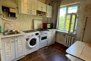 квартира за адресою Одеса, Варненська вул., 16/2
