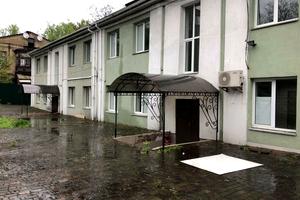 комерційна за адресою Якубенківська вул. (Тропініна), 4-Б