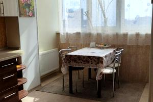 квартира за адресою Євгена Чикаленка вул., 59к