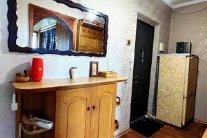квартира за адресою Космічна вул., 11