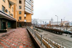 коммерческая по адресу Сапёрно-Слободская ул., 22