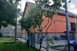будинок за адресою Карпатської України вул. (Юрія Гагаріна)