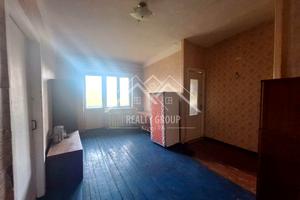 квартира за адресою Соборності, 25