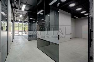 коммерческая по адресу Любомира Гузара просп. (Космонавта Комарова), 9б