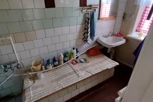 будинок за адресою Юності