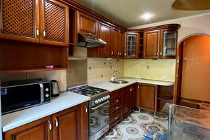 квартира за адресою Міцкевича вул., 5