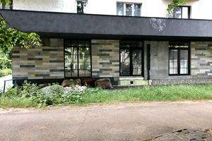 комерційна за адресою Мала Бердичівська вул., 4
