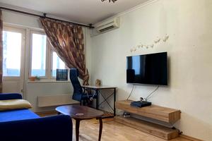 квартира за адресою Оноре де Бальзака вул., 8