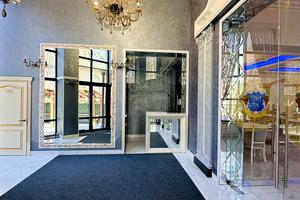 комерційна за адресою Шевченка вул., 61 з