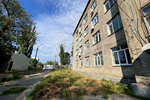 коммерческая по адресу Якова Гніздовського ул. (Магнітогорська), 1Б