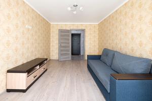 квартира за адресою Курсанта Єськова вул., 26