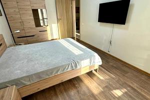 квартира за адресою Під Дубом вул. (Космонавтів), 26-Б