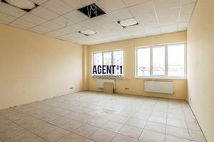 комерційна за адресою вул. Білоцерківська, 1