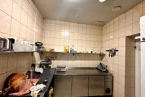 комерційна за адресою Віктора Косенка вул., 1