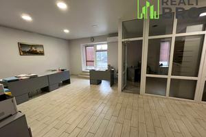 коммерческая по адресу Курчатова, 1