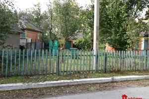 будинок за адресою с. Курінька, центральная