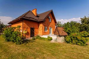 будинок за адресою Юності вул., 10