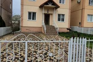 дом по адресу Шкільна