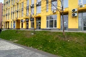 комерційна за адресою Березнева вул., 12