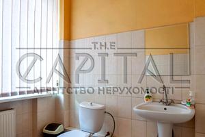 комерційна за адресою Автозаводська вул., 2