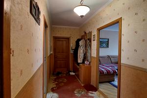 квартира за адресою Тролейбусна вул., 8