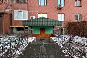комерційна за адресою Драгоманова вул., 17