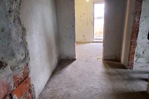 будинок за адресою Українки Лесі, 100