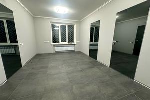 комерційна за адресою Джона Маккейна вул. (Івана Кудрі), 37-А