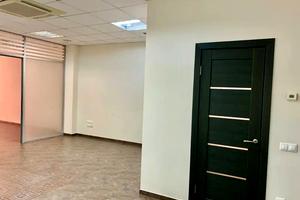 комерційна за адресою Мечникова вул., 10-Б