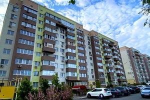 квартира за адресою Спортивна вул., 1