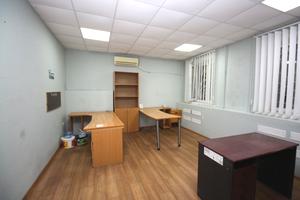 комерційна за адресою Незалежної України вул. (40 років Радянської України), 45-Б