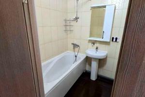 квартира за адресою Михайла Грушевського вул., 30б