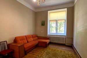 квартира за адресою Хорватська вул., 10
