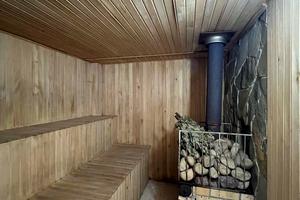 комерційна за адресою с. Микуличин, Грушевського, 32
