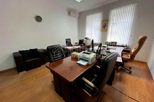 коммерческая по адресу Гоголя ул., 13