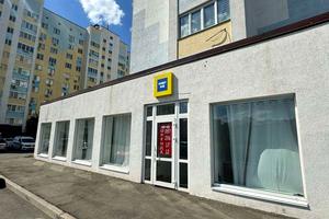 комерційна за адресою Боголюбова вул., 39