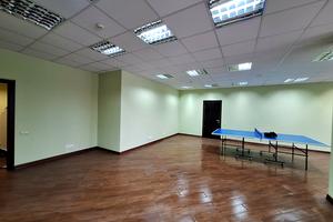 комерційна за адресою Саксаганського вул., 121