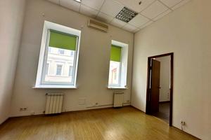 коммерческая по адресу Андрея Фабра ул. (Андрія Фабра), 10