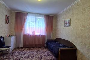 будинок за адресою Романа Шухевича вул.