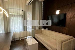 комерційна за адресою Бульварно-Кудрявська вул. (Воровського), 15 А