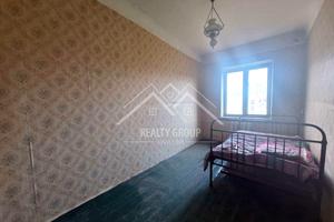 квартира за адресою Соборності, 25