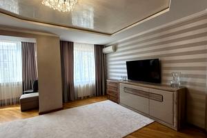 квартира за адресою Чорновола вул., 10