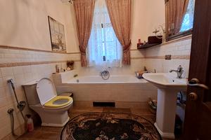 будинок за адресою Яблунева