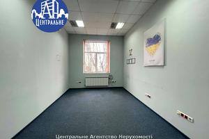 комерційна за адресою Конституційна вул. (28 Червня), 62
