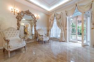 будинок за адресою Ломаківська вул. (Мічуріна)