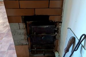 будинок за адресою Квітнева вул.